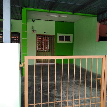 Pelangi Homestay Bota Dış mekan fotoğraf